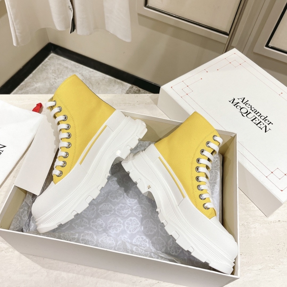 👑👑Alexander McQueen Nice sneakers 👟👟 - Picture 8 of 9